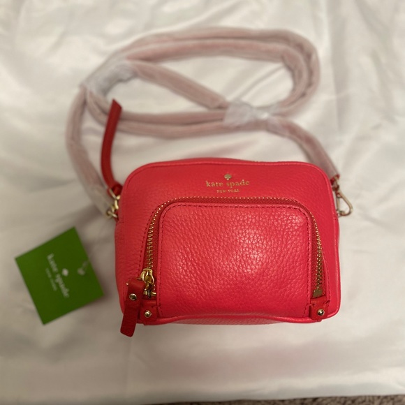 Tiny Bright Pink Kate Spade Purse - Picture 3 of 6